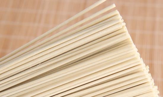 上半年克明食品净利润同比下滑6.66%-84.44% 挂面产业市场发展格局及消费趋势