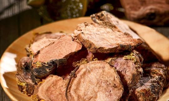 西藏医药制造业实现产值5、74亿元 中国藏药行业发展现状分析2023