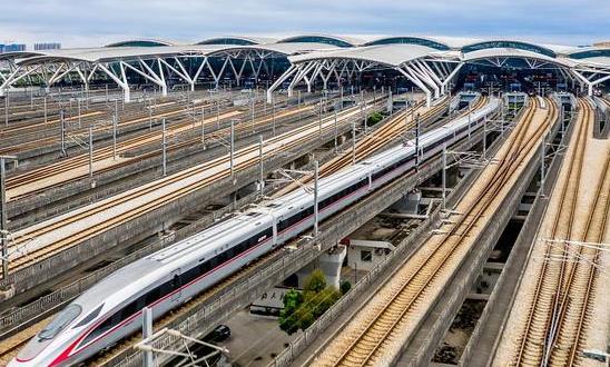 广深港高铁14日起可“灵活行” 高铁通信产业深度调及发展现状趋势