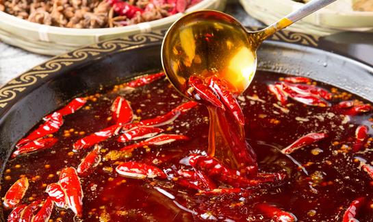 2023年川味火锅产业发展现状分析：预计2025年市场规模将达到6689亿元