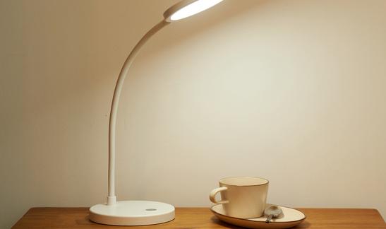 智能教育硬件市场潜力大 赛道持续火热吸引企业纷纷入局 2023年中国智能学习灯行业发展现状