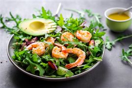 国内宠物食品行业竞争格局 宠物食品消费市场占比40%