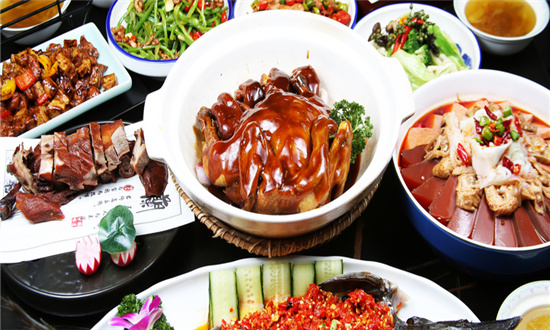 湘菜馆市场空间及行业前景发展分析