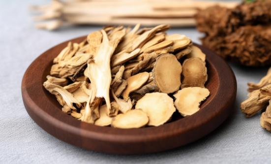 2023年当归批发价格同比上涨超过200% 当归行业市场发展现状