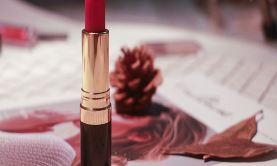 口红行业市场规模机遇分析：口红、粉底液领域国产品牌初露头角