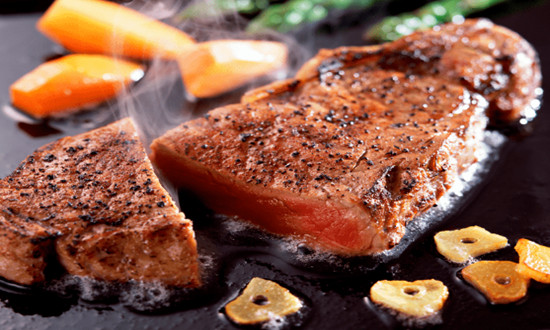 牛排行业市场发展现状分析2023：国内牛肉消费市场规模达8000亿元