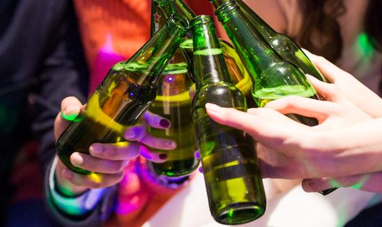 中国高端啤酒开始抢市场 2023年啤酒行业市场发展现状 