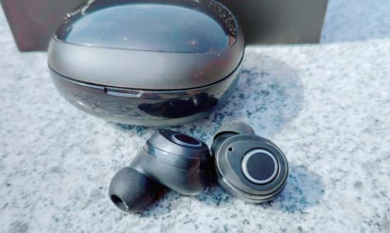 TWS真无线耳机行业发展现状分析 TWS耳机销售复苏