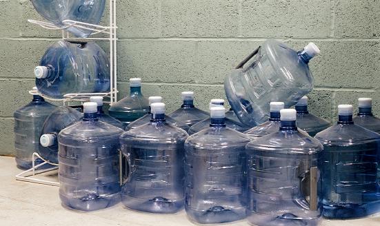 饮用桶装水市场深度全景调研：包装水消费场景被扩大到家庭用水，大包装水增速迅猛