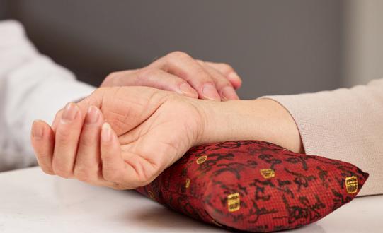 全国健康养生服务企业已达140多万家 中国中医养生保健行业发展现状2023