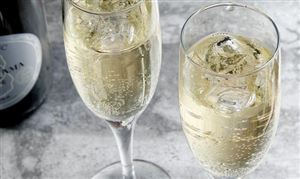 中国白葡萄酒产业发展前景 中国白葡萄酒行业进出口分析