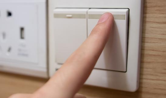 智能家居市场规模有望达453亿美元 2023年感应开关市场发展现状分析