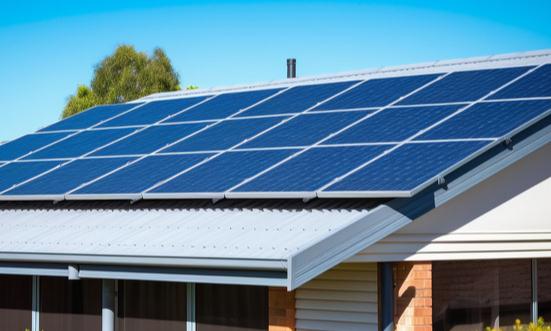 农村屋顶光伏发电可靠吗？屋顶光伏发电行业发展状况分析