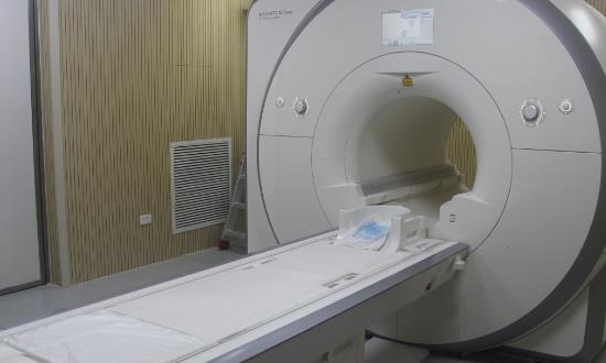 MRI产品及技术创新向着两级化发展 中国MRI市场空间有望持续扩大