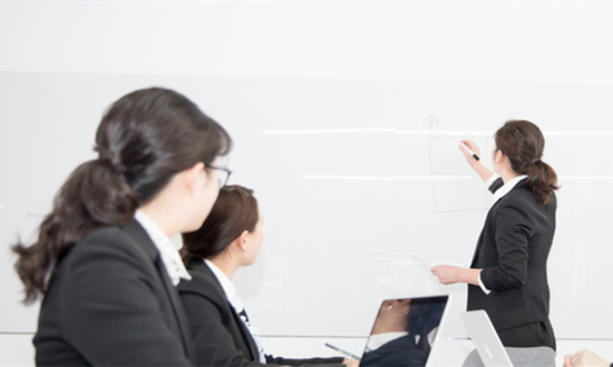 银行理财市场投资者数量达9671万 理财培训行业市场发展分析