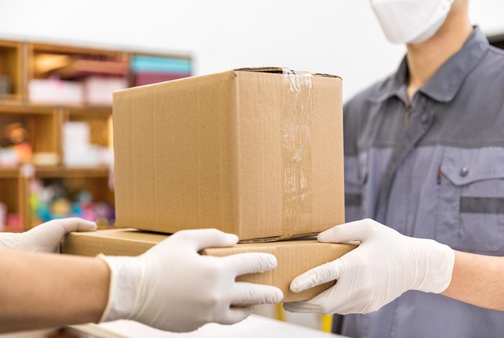 我国邮政快递业​月快递量超百亿件​ 2023年我国第1000亿件快件产生