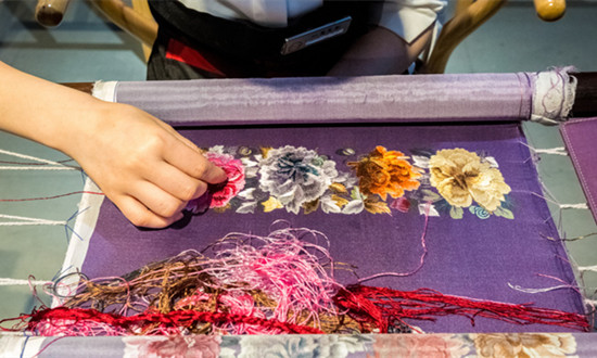刺绣行业市场现状分析：国内刺绣工艺有着浓厚的地域色彩