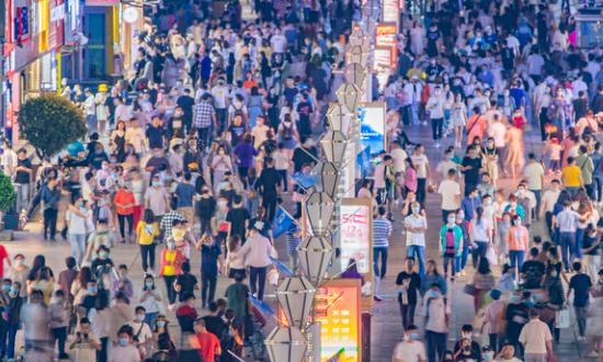 地摊经济行业市场行情 地摊经济行业发展前景研究