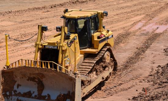 全球推土机市场销量占比 推土机行业产业链剖析与发展方向