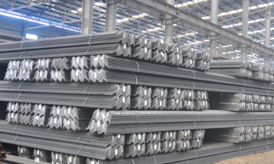 2023年中国钢铁工业市场运行形势分析