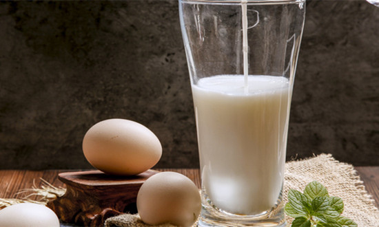 伊利前三季度营收近千亿元 中国液态奶行业市场发展分析