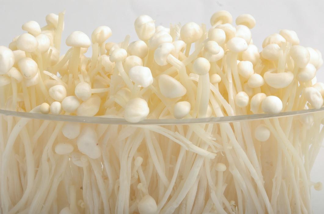 柳州螺蛳粉特色产业赋能乡村振兴 袋装螺蛳粉销售额达到97.5亿元