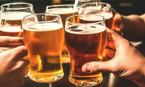 高端啤酒市场分析：高端啤酒销量占比上升 2024年国内市场规模将达2800亿元