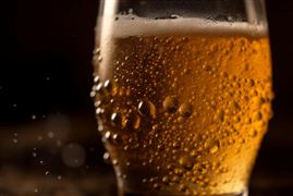 2025年中国精酿消费量可达25亿升