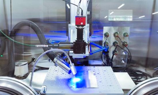 激光设备制造行业发展分析2024：激光制造技术是我国产业迈向全球价值链中高端必有之路