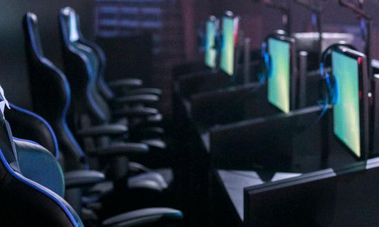 电子竞技行业发展前景：目前电竞行业只有不到15%的岗位处于人力饱和的状态