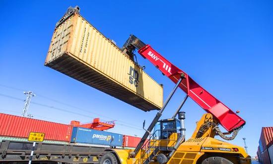 集装箱运输行业市场分析：上海出口集装箱综合运价指数为993.21点