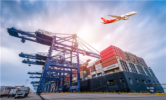 我国外贸发展态势分析 10月我国国际收支货物和服务贸易进出口规模40910亿元