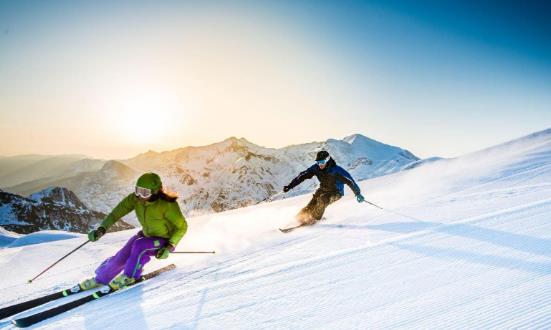 冰雪旅游消费迎爆发式增长 室内滑雪场行业市场前瞻布局
