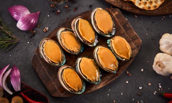 鲍鱼价格创10年来新低 2024鲍鱼市场现状及趋势分析