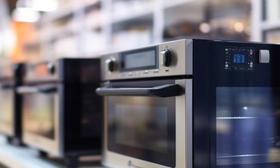 未来我国微波炉销售渠道将逐渐向线上转移 预计2025年我国微波炉线上销售渠道占比将达58%