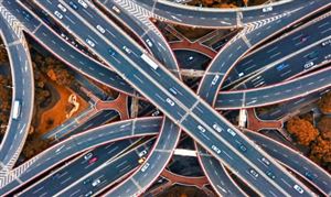 近日交通运输部发布《自动驾驶汽车运输安全服务指南(试行)》 交通运输行业发展分析