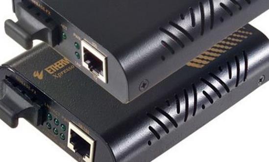 光电转换器行业投资前景：光子集成电路保持快速增长态势