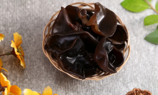 2023年中国黑木耳行业产量情况及发展前景分析