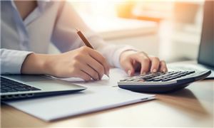 部分银行信贷供给充足 消费信贷行业现状分析