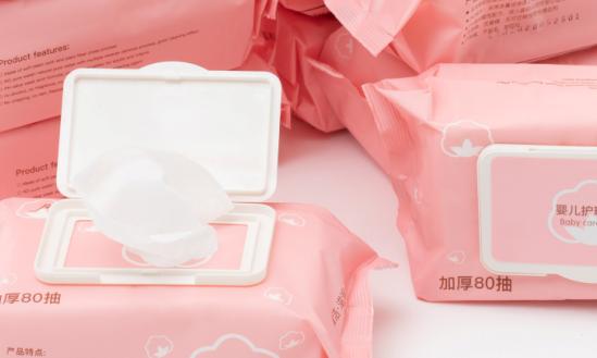 湿巾行业处于现处于成熟期阶段 行业已实现市场化竞争  我国湿巾产业​市场分析