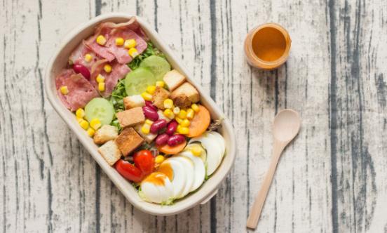 2024轻食行业市场发展现状调研及竞争格局分析