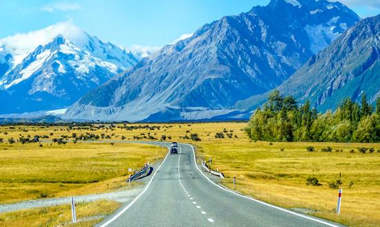 农村公路建设行业现状：今年前三季度全国新改建农村公路11.8万公里