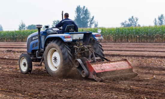 2023年拖拉机行业发展现状及发展趋势