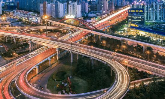 目前我国加大智能交通系统的推进力度 城市交通行业市场分析