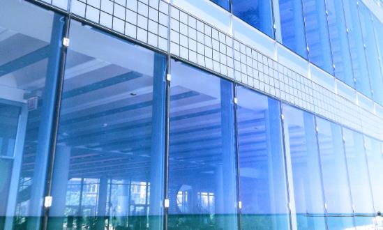 2024玻璃幕墙行业发展深度调研：智能化、绿色化是未来发展方向