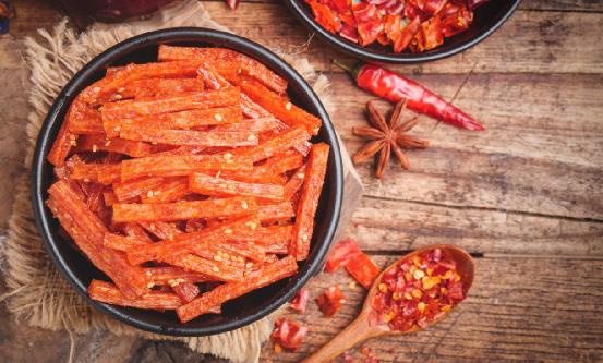 辣条行业市场深度分析 2023年辣条线下零售销量达到11万吨