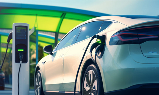 甲醇汽车或将引领万亿级产业链发展 甲醇燃料汽车行业市场前景分析