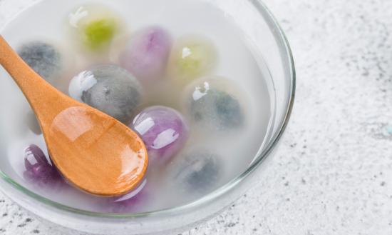 在藕粉市场供不应求的情况下  绍兴藕粉需要扩大产能  我国藕粉产业现状分析