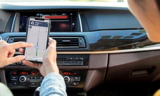 随着5G技术的不断普及  行车记录仪将更加清晰、流畅 有助于加强道路交通安全