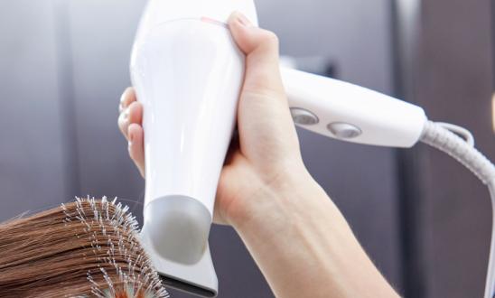 近几年进口高速吹风机品牌陆续进入国内消费市场并逐步占领消费者心智